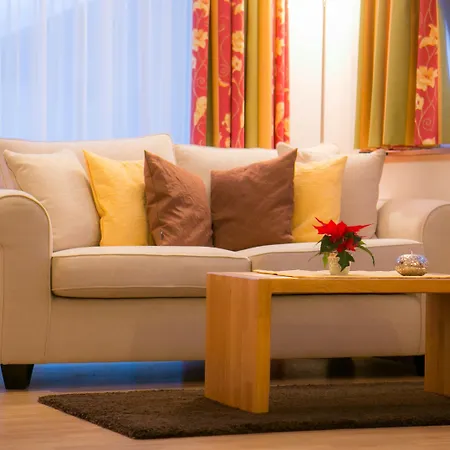 Chalet A La Casa *