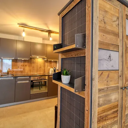Chalet A La Casa