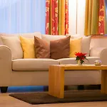 Chalet A La Casa *