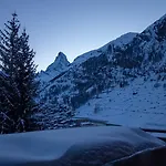 A La Casa Chalet