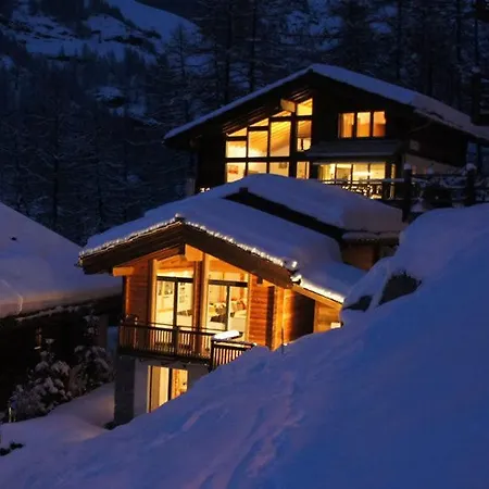 艾拉卡萨小屋酒店 *